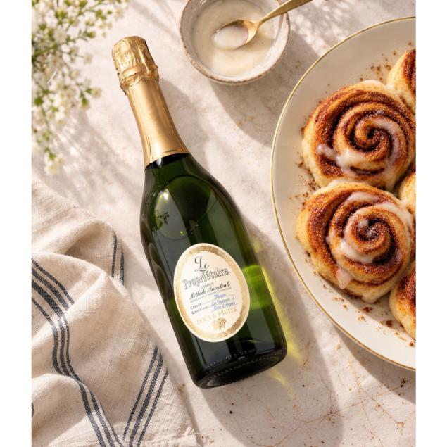 Cinnamon Rolls , Brioches roul�es � la cannelle